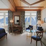 クルム ホテル 5*